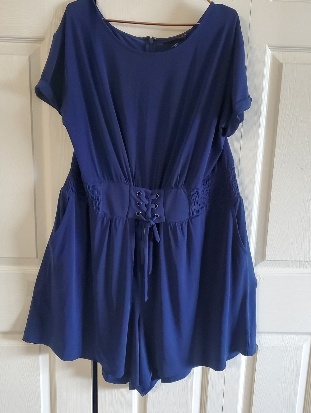 LANE BRYANT NWT NAVY BLUE PLUS 22/24 ROMPER. SHORT SLEEVES. PIRATE . SUMMER